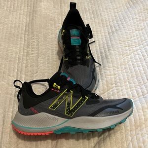 New balance trail running hiking sneakers